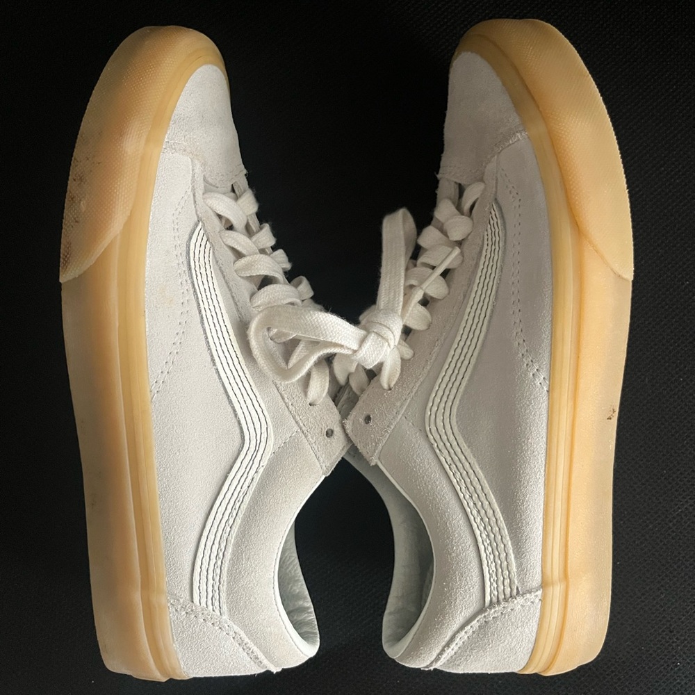 Iight gray vans